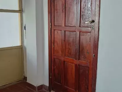 Acceso desde galería al exterior