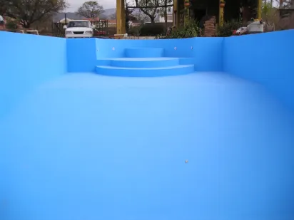 Piscina en Vaqueros