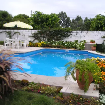 Ampliación de vivienda y piscina en Campo Santo